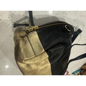 Fossil Sydney Gold Dip hand bag no crossbody strap
